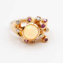 Charger l&#39;image dans la galerie, Large Sea Anemone Jelly Opal Diamond Pink Sapphire Ring
